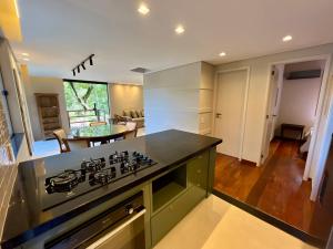 Casa 05 Vale Boa Vista - Refúgio Moderno em Condomínio Exclusivo