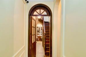 Chic 4BR Getaway in Vibrant La Candelaria