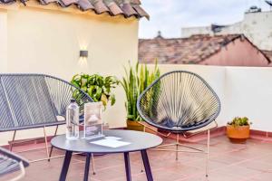 Chic 4BR Getaway in Vibrant La Candelaria