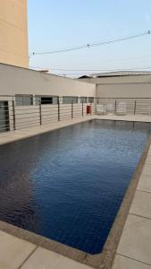 Apartamento área central portaria 24 horas