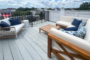 Rainbow Row Pied-A-Terre