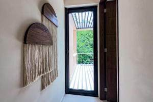 Paradise Awaits @ TAO Edena 32