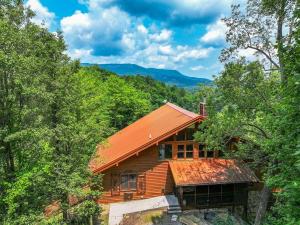 Must See- 4300 SQFT, Views, Privacy, Pool Access