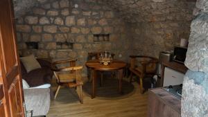 Jablan Stone House - Kamena Kuća Jablan