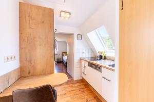 SCHUSTERjunge Homes I Zentrale Ferienwohnung I neu & modern I 2 Zimmer bis 4 Personen