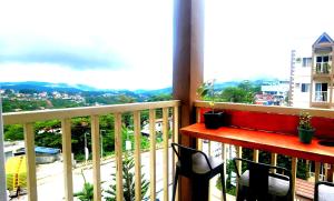The Baguio Comfort Hub - 2 BR - Free Parking - Highspeed WIFI - Netflix - Great View