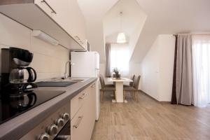 Apartments Beader