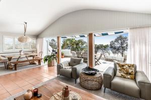 Nautilus Five - Penthouse on Lawson Street