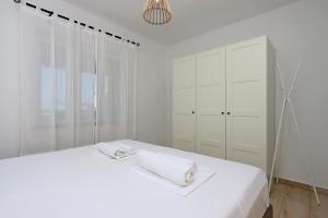 Apartments by the sea Kampor, Rab - 17396