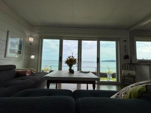 Seafari Stone Cottage - Georgian Bay