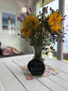 Seafari Stone Cottage - Georgian Bay