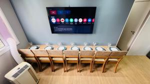 MV 111B Sofisticado Apto Em Frente Ao Metrô Brás !