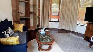 Nice pool villa by the beach