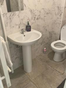 Appartements Studio-parking prive-terrasse : photos des chambres