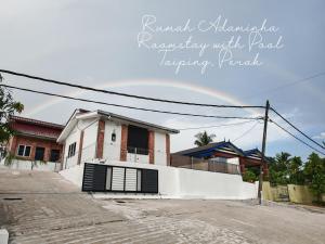 Rumah Adaminha, Roomstay with pool Simpang, Taiping
