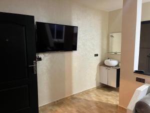 High standing 5 minute beach