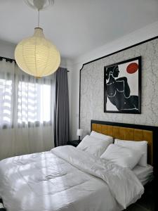 Artistic, Cozy and bright