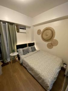 Den and Then City View - Aparthotels, Manila