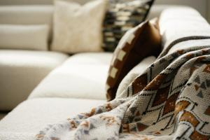 North Sydney Stylish 2Br Prime Location Walk to Metro & CBD