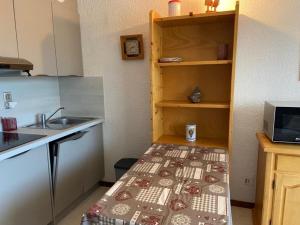 Appartements Le Praz de Lys - 4 pers, 20 m2, 1/0 - FR-1-815-33 : photos des chambres
