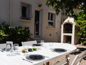 Maison rénovée près de la mer avec climatisation et WIFI - FR-1-409-287