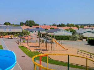 Campings Spacieux Mobil-home 6 pers avec terrasse - API-1-52-619 : photos des chambres