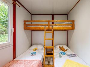 Campings Chalet 2 Chambres avec Terrasse a Badefols-sur-Dordogne - API-1-52-604 : photos des chambres