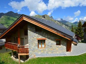 Appartements Chalet familial au coeur du village, proche skis et commerces, avec WiFi - FR-1-452-396 : photos des chambres
