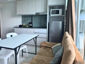 SW near beach by BPS