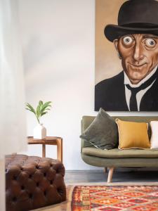 Spacious Mid-Century Loft with Tropical Flair & Private Pool