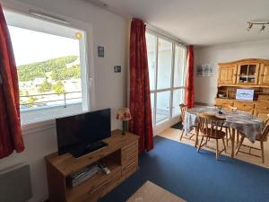 Appartements Appartement 4 pers. a Super Besse avec terrasse sud et garage - FR-1-814-97 : photos des chambres