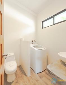 Casa Encanto Charming house 5 minutes walking from the beach