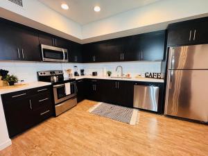 The Hollywood loft FREE Parking