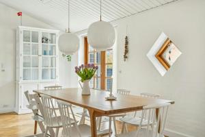 Modern Holiday Home Between Skagen Town And Forest - 4hvězdičkové hotely ve městě Skagen