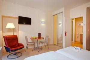 Appart'hotels Hotels & Residences - Les Thermes : Studio Lits Jumeaux 