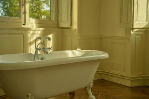 Renovated Castle In The Sancerre Vineyards