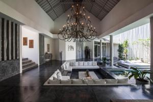 Villa Xaloc by House of Winds - Stunning Balinese retreat next to Canggu