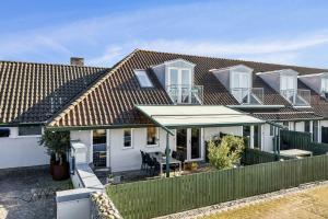 Apartment With Harbour View In Karrebæksminde
