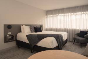 429 Apartments & Suites