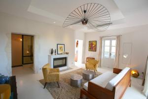 Historic Town House Near Avignon