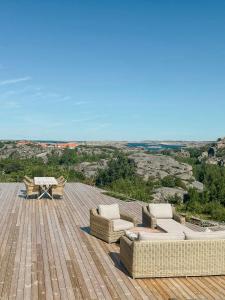Sea View Summer House In Hunnebostrand