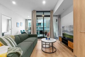 Elegant 1BR CBD 18th WiFl Walkable Parking