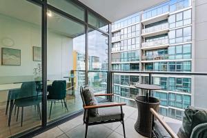Elegant 1BR CBD 18th WiFl Walkable Parking