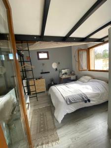 Maisons de vacances Renovated Sheepfold Near Fayence In Provence : photos des chambres