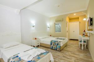 Family Room room in Hotel Karbel Sun