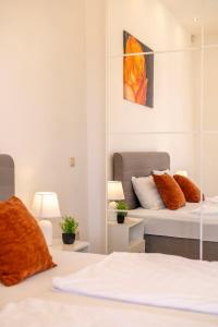 Central n Sweet 4BEDROOM Suite w Balcony