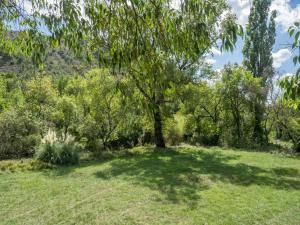 Maisons de vacances Cottage with River Views, Uzer : photos des chambres