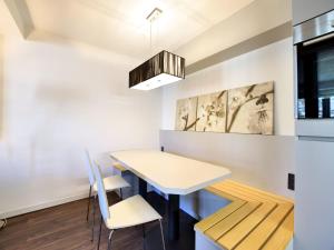 Manor house flat in Robertville