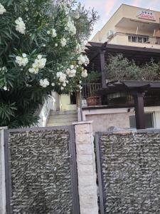 Sun & Sea Terrace Apartment