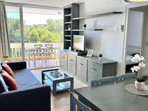 APARTBEACH CYE 6 42 con VISTA LATERAL MAR
